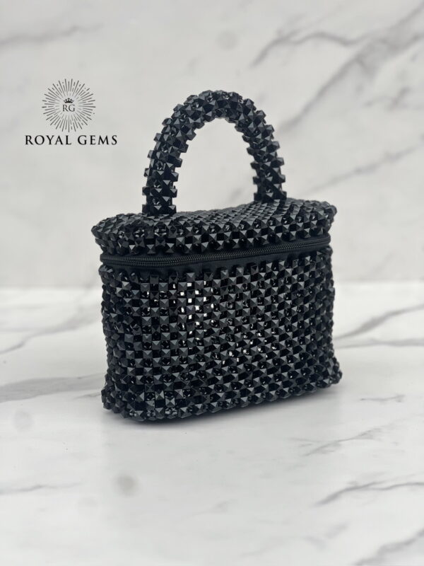 REGINA - Image 2